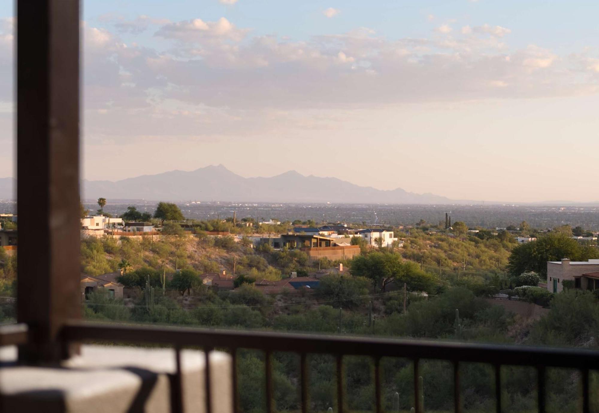 Embassy Suites Tucson - Paloma Village Casas Adobes Exterior foto